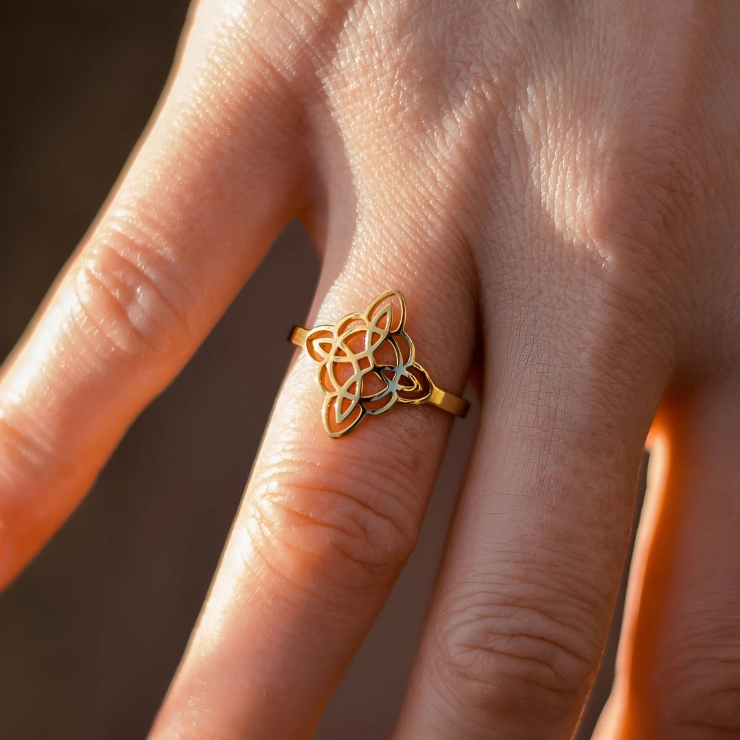 KnotHex™ - Adjustable Ring With Witch’s Knot Symbol - Sphere Standouts