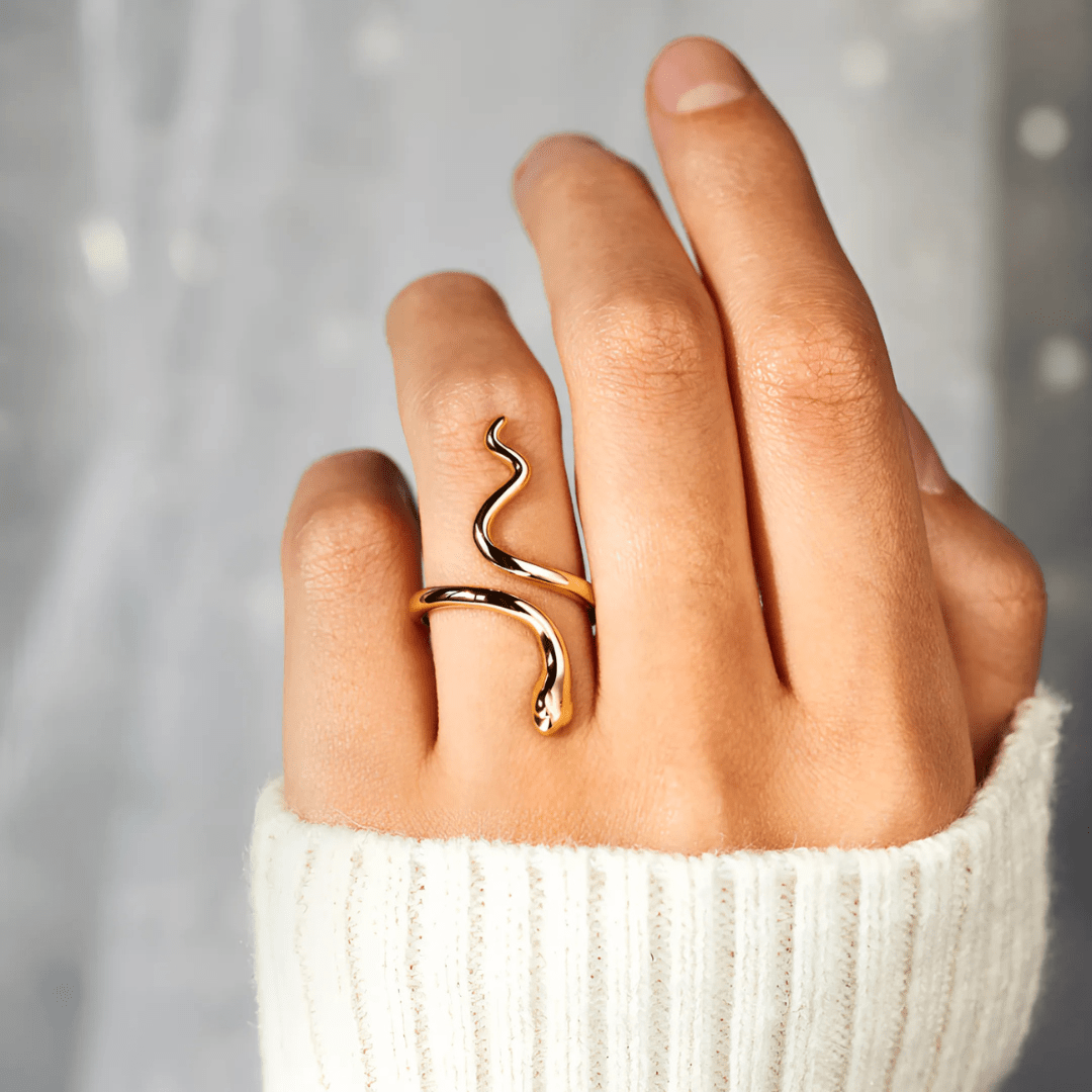 Minimalist Snake Open Ring - Sphere Standouts