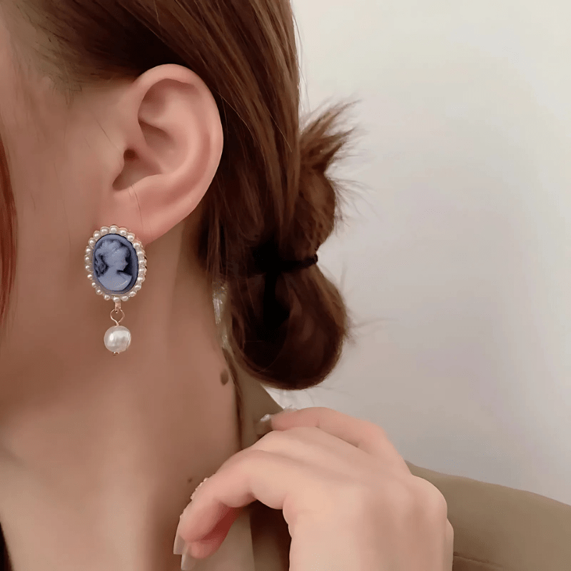 Queen Head Portrait Dangle Earrings - Sphere Standouts