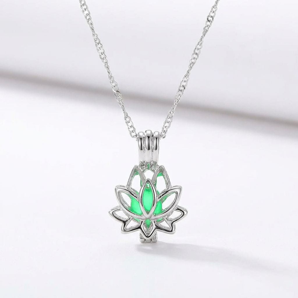 Luminescent Lotus Moonlight Necklace - green