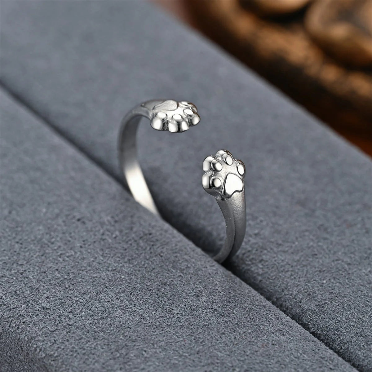 Cat Paw Ring - Sphere Standouts