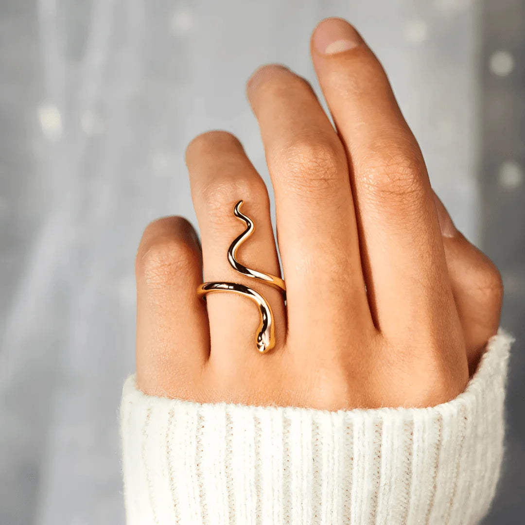 Minimalist Snake Open Ring - Sphere Standouts