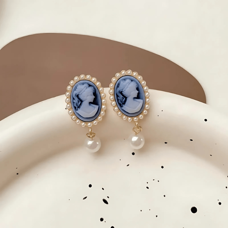 Queen Head Portrait Dangle Earrings - Sphere Standouts