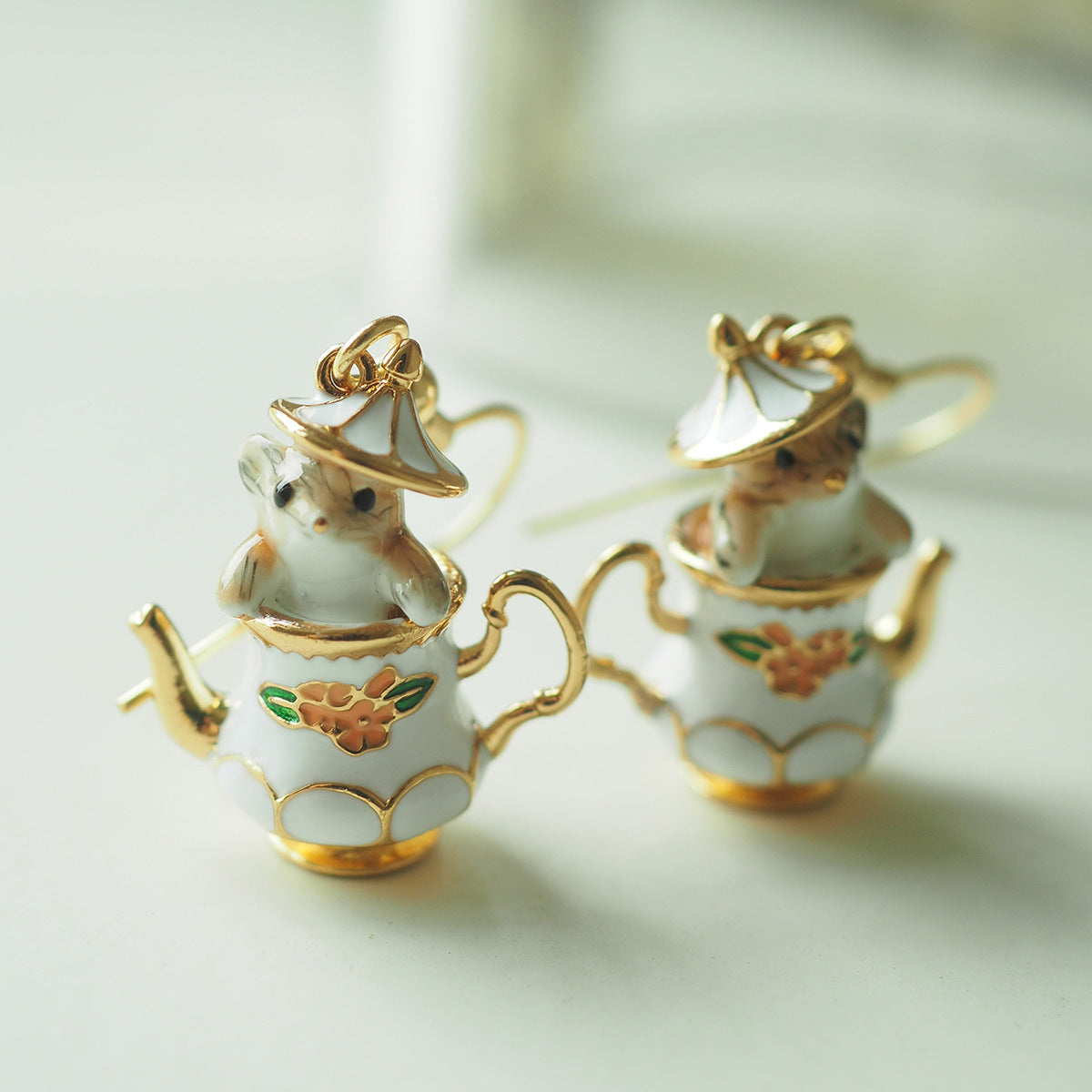 Charming Teapot Companions