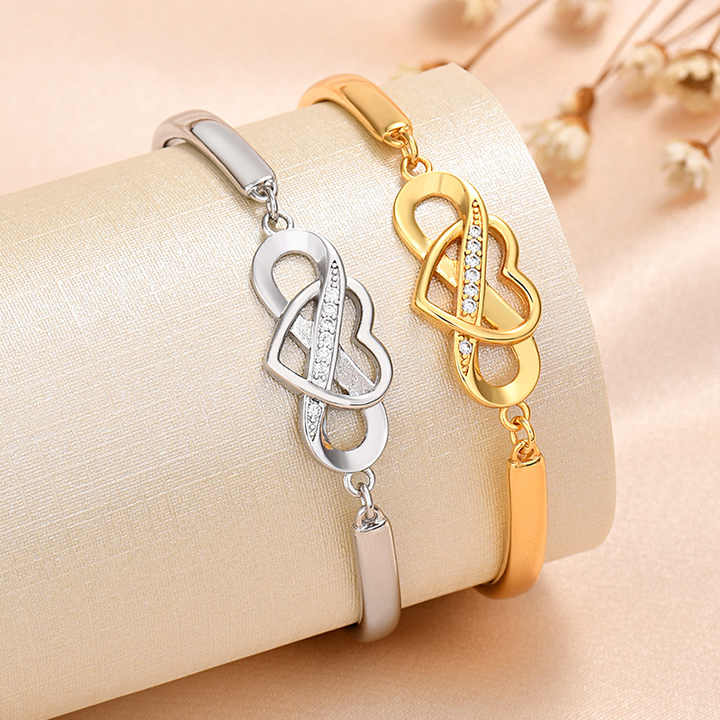 True Bond Infinity Heart Bracelet - Sphere Standouts