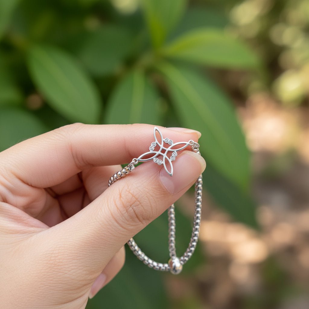 Witch Knot Protection Charm Bracelet - Sphere Standouts