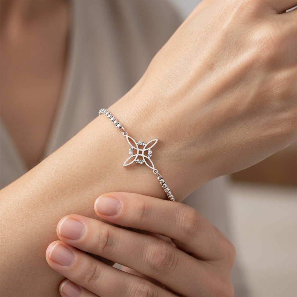 Witch Knot Protection Charm Bracelet - Sphere Standouts